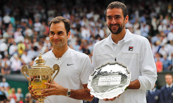 En 2017 à Wimbledon, Federer bat Marin Cilic 6/3 6/1 6/4